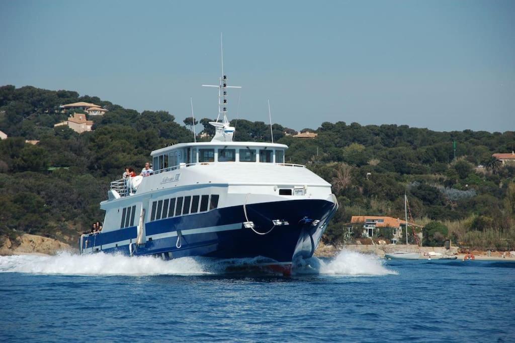 Studio Hyeres Port Et Iles D'Or. Екстериор снимка